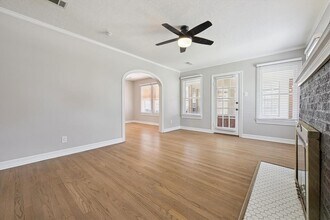 700 Avenue of Oaks St in Houston, TX - Building Photo - Building Photo