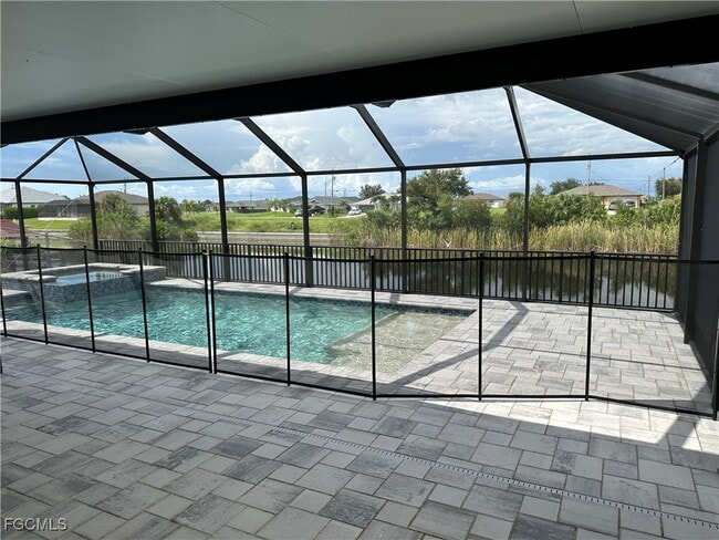 1007 NW 8th Terrace in Cape Coral, FL - Building Photo - Building Photo