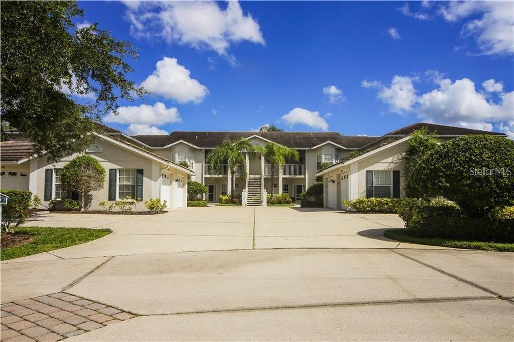 902 Addington Ct in Venice, FL - Building Photo