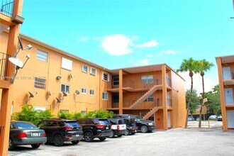 1280 W 54th St in Hialeah, FL - Building Photo - Building Photo