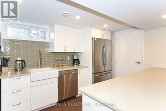 2176 Lambeth Walk in Ottawa, ON - Building Photo - Building Photo