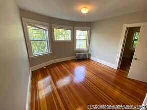 9 Eustis St in Cambridge, MA - Building Photo - Building Photo