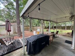 71329 Poitevent St in Abita Springs, LA - Foto de edificio - Building Photo