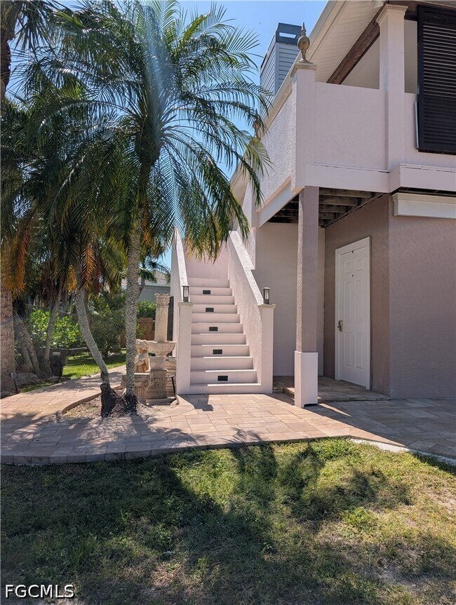 14952 Kimberly Ln in Ft. Myers, FL - Building Photo - Building Photo