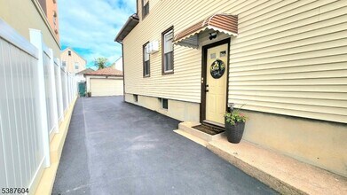11 Banta Ave in Garfield, NJ - Building Photo - Building Photo