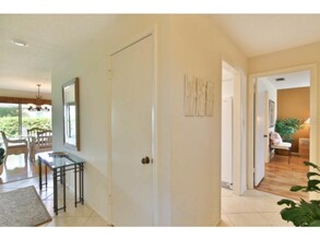 115 Whispering Sands Cir in Sarasota, FL - Building Photo - Building Photo