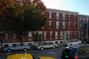 1428 Christian St Apartments