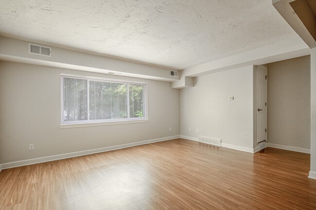 Villages at Franklin Crossing