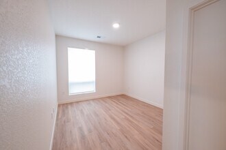 Fitz Gateway in Aurora, CO - Building Photo - Building Photo