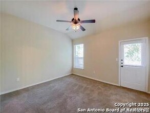 131 Creekside Villa Dr in Kyle, TX - Building Photo - Building Photo