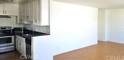 1137 11th St, Unit 203 in Santa Monica, CA - Foto de edificio - Building Photo