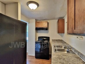 9742 Highland Ave in Jacksonville, FL - Building Photo - Building Photo