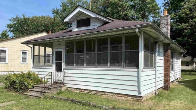 1738 Marine St in South Bend, IN - Building Photo - Building Photo