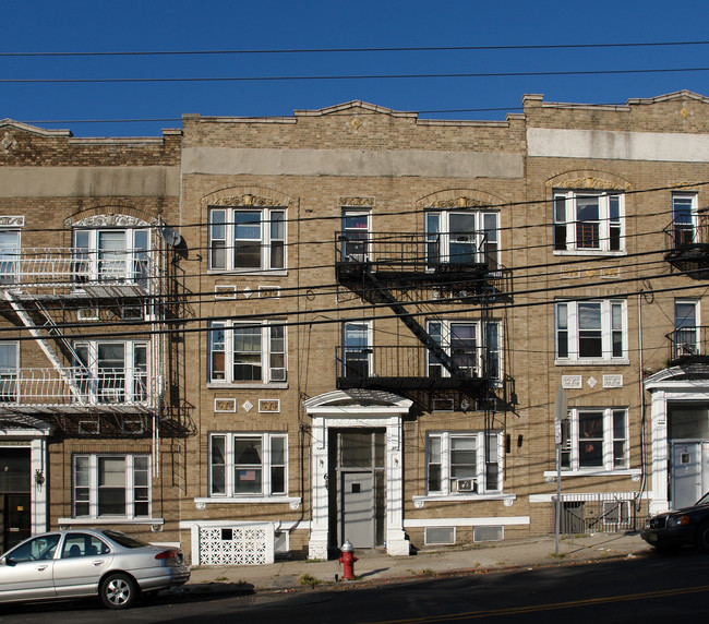 6 Broadway in Jersey City, NJ - Building Photo - Building Photo