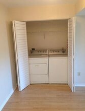 2360 SW Archer Rd, Unit Campus Edge unit 616 in Gainesville, FL - Building Photo - Building Photo