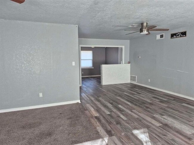 2209 NW Smith Ave in Lawton, OK - Building Photo - Building Photo