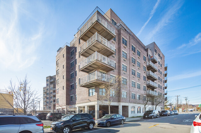 156 Beach 9th St in Far Rockaway, NY - Building Photo - Primary Photo