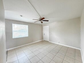 1010 9th St in West Palm Beach, FL - Building Photo - Building Photo