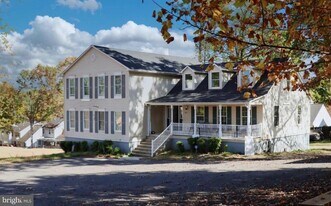 9216 Crandall Rd in Lanham, MD - Building Photo