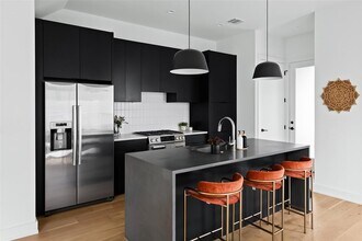 3204 Garden Villa Ln in Austin, TX - Building Photo - Building Photo