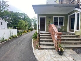 101 Ponus Ave, Unit Unit 2 in Norwalk, CT - Building Photo