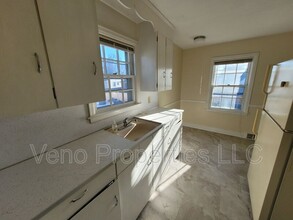 12 Pinehurst Ave in Albany, NY - Building Photo - Building Photo