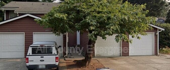 987 26th Pl NE in Auburn, WA - Building Photo