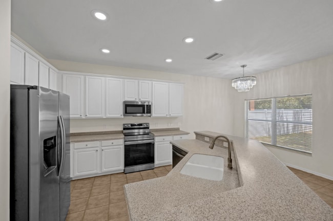 8190 Silver Birch Way in Lehigh Acres, FL - Building Photo - Building Photo