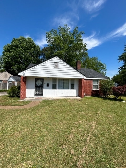 property at 3986 Vernon Ave