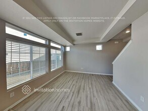 26177 E Byers Pl in Aurora, CO - Building Photo - Building Photo