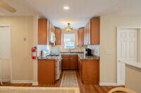260 Hancock Ave photo'