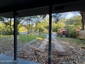 3070 W 15th St in Jacksonville, FL - Building Photo - Building Photo