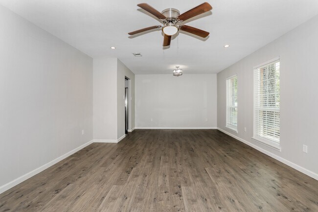 24707 Wilderness Rd in Spring, TX - Building Photo - Building Photo