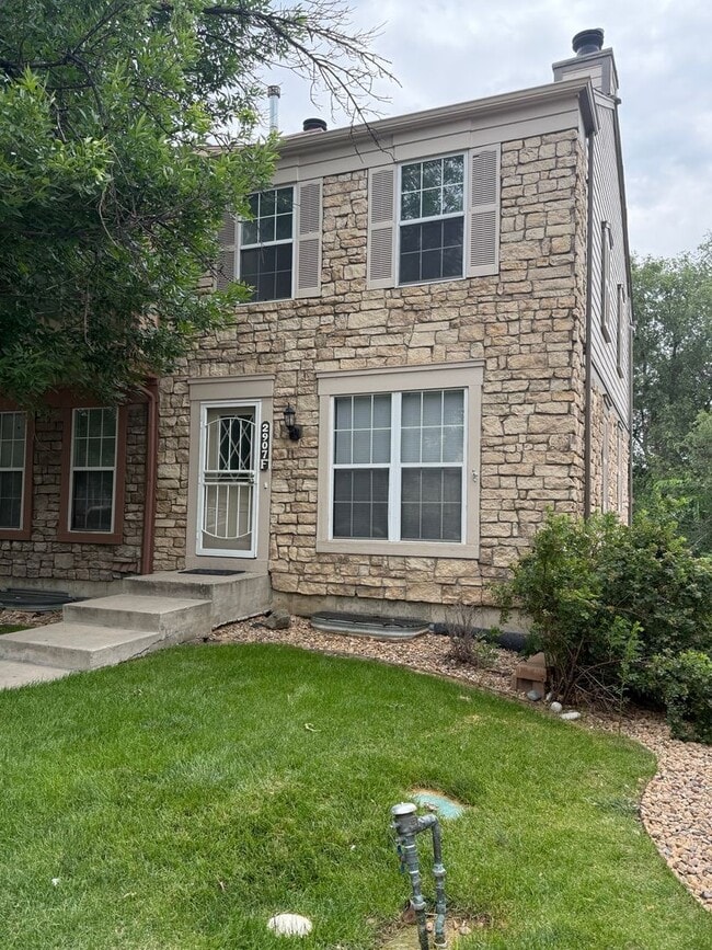 2907 W 81st Ave
