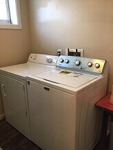 321 Charles Avenue Southeast in Grand Rapids, MI - Building Photo - Building Photo