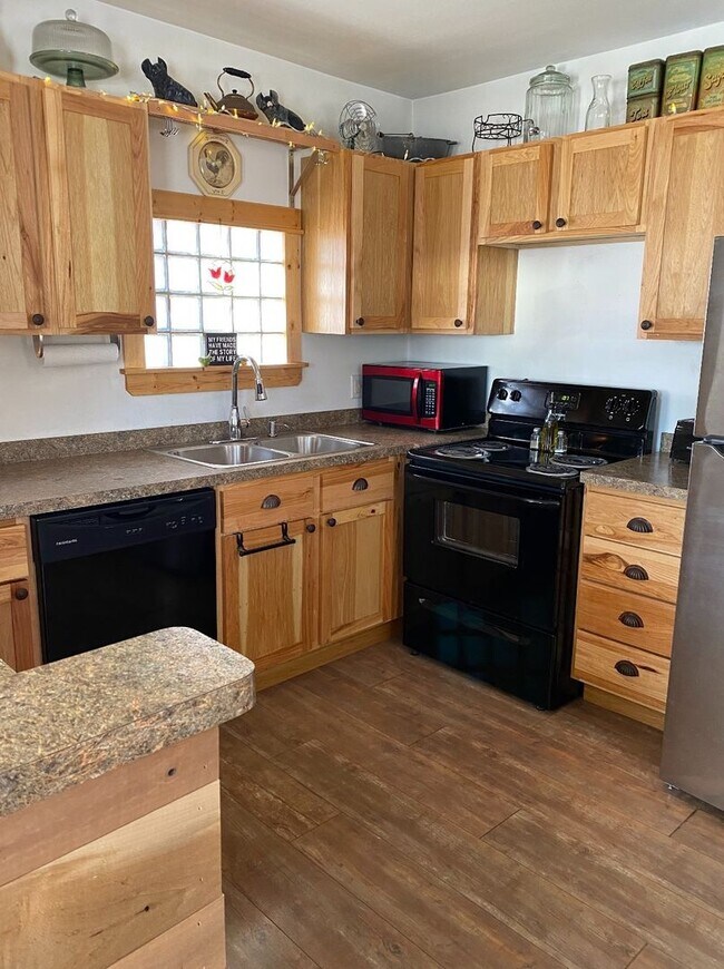 102 2nd St NW Rentals in Crosby, MN