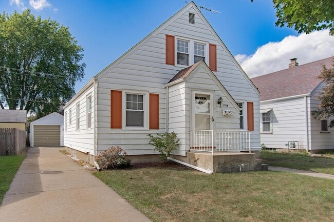 7208 33rd Ave in Kenosha, WI - Building Photo - Building Photo
