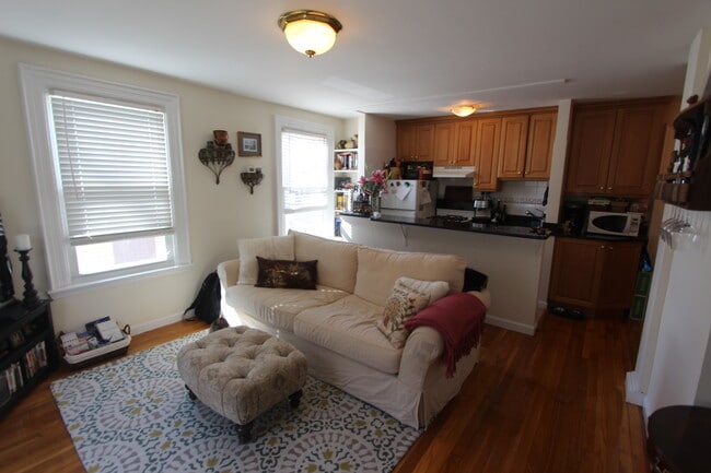 57 Putnam Ave, Unit 1