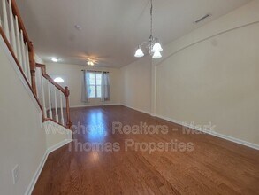 100 Stratford Lakes Dr in Durham, NC - Building Photo - Building Photo