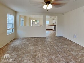 4230 E Deer Dancer Way in Tucson, AZ - Foto de edificio - Building Photo