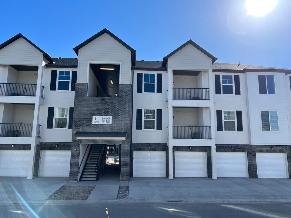 3761 W 1480 N, Unit L203 Photo