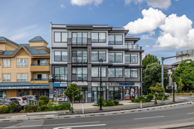 Pinnacle in Langley in Langley, BC - Building Photo - Building Photo