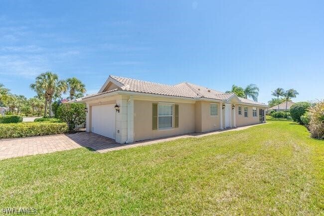 7170 Marconi Ct in Naples, FL - Foto de edificio