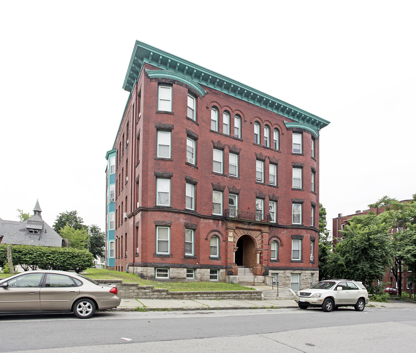 24 Oread St in Worcester, MA - Foto de edificio