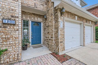 1200 Boerne Dr in Cedar Park, TX - Building Photo - Building Photo