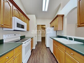 3702 Tuxford Ln in Jamestown, NC - Building Photo - Building Photo