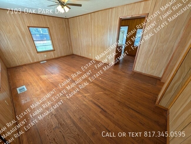 7103 Oak Park Dr in Richland Hills, TX - Building Photo - Building Photo