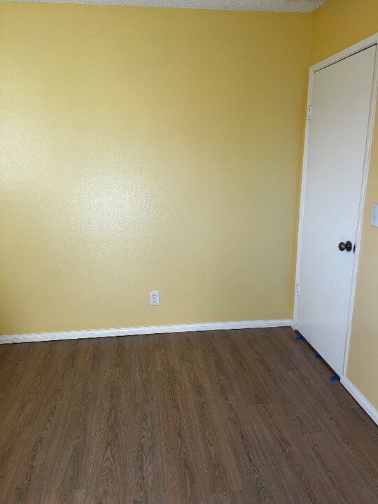 8479 Avalon Ct in Rancho Cucamonga, CA - Foto de edificio