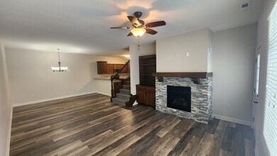 1323 SE Birch Ln in Ankeny, IA - Building Photo - Building Photo