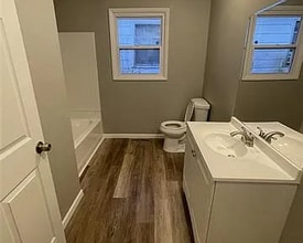 419 W 5th St in Pittsburg, KS - Building Photo - Building Photo